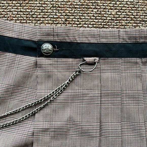 Pleated plaid  mini SINC skirt size 0 - Picture 2 of 7